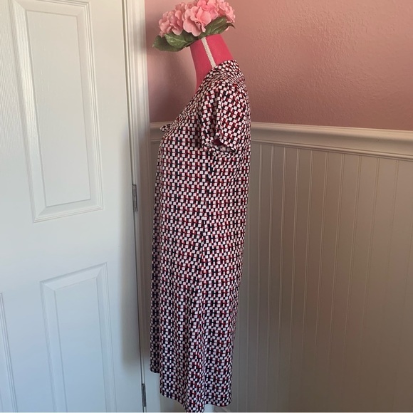 Red/Black/White Checked Knee Length DKNY Shift Dress, size S - Picture 8 of 8
